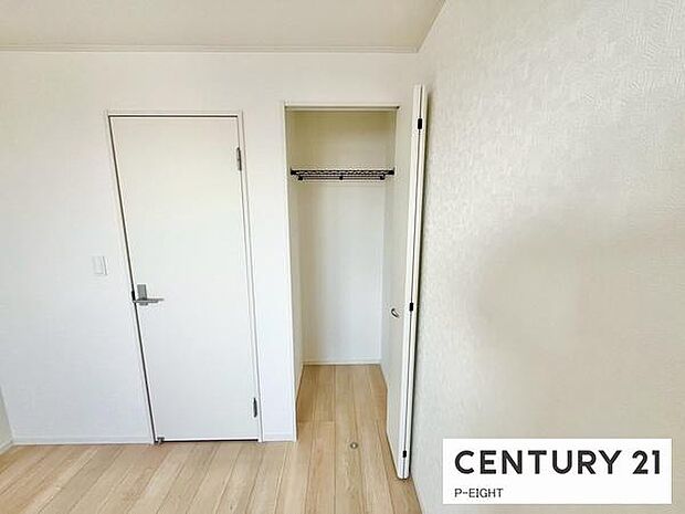 クローゼットでお部屋もスッキリ！