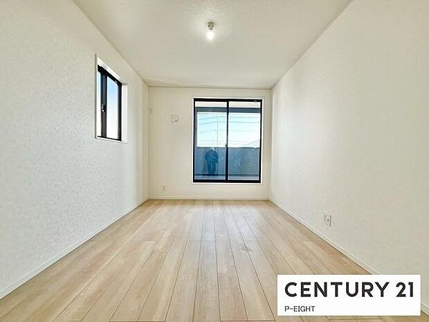 バルコニーに面している明るい部屋です！