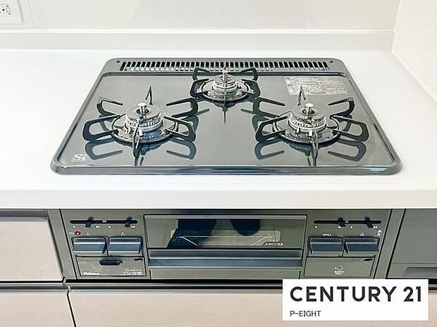 三口コンロで料理もはかどりますね！グリルもあります！