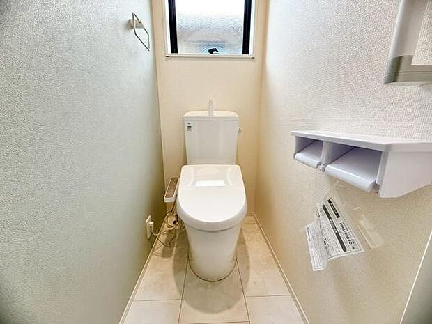 白色基調の落ち着ける空間になっております。