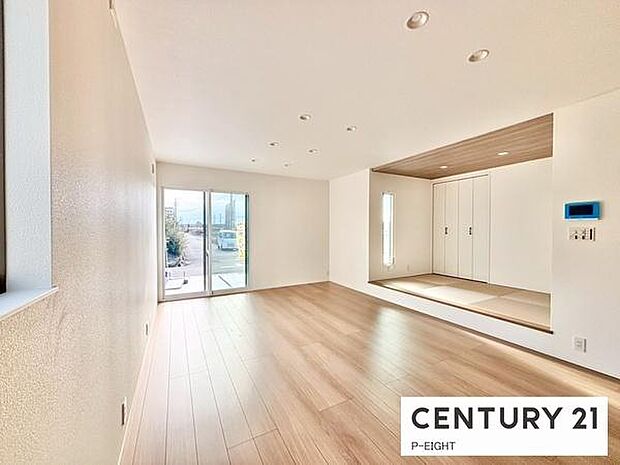 家族の笑い声が聞こえてきそうな、暖かい空間になっています。