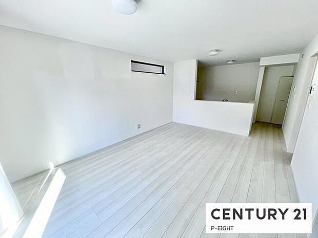 家族の笑い声が聞こえてきそうな、暖かい空間になっています。