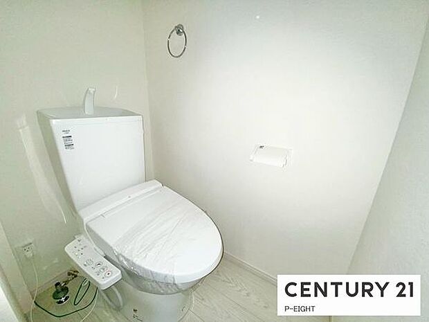 ウォシュレット付きの暖房便座で快適です！