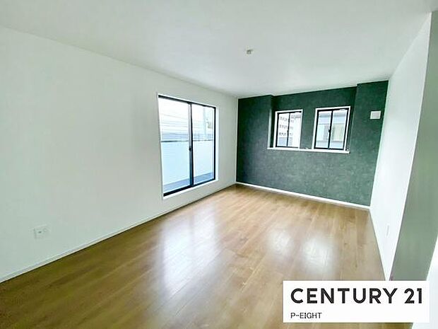 壁の色もアクセントとなりおしゃれな内装です！