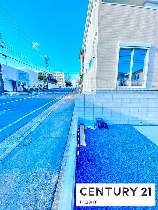 アスファルト舗装の道路です！