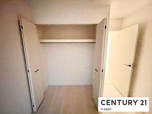 クローゼットでお部屋もスッキリ！