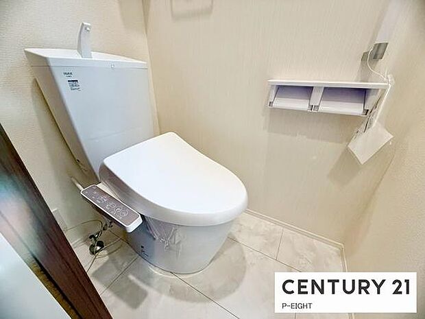 ウォシュレット付きの暖房便座で快適です！