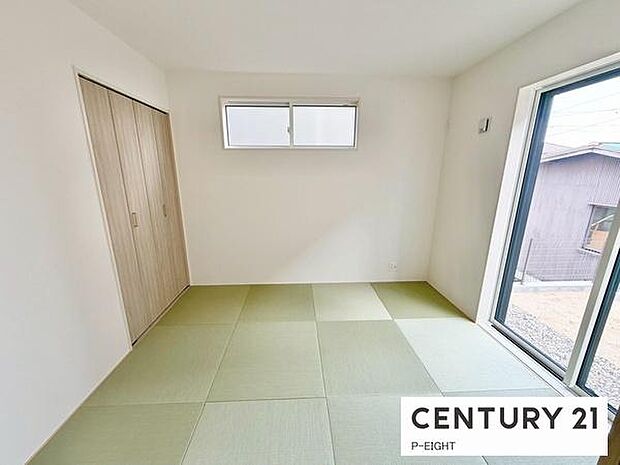 リビング横には使い勝手の良い和室があります！