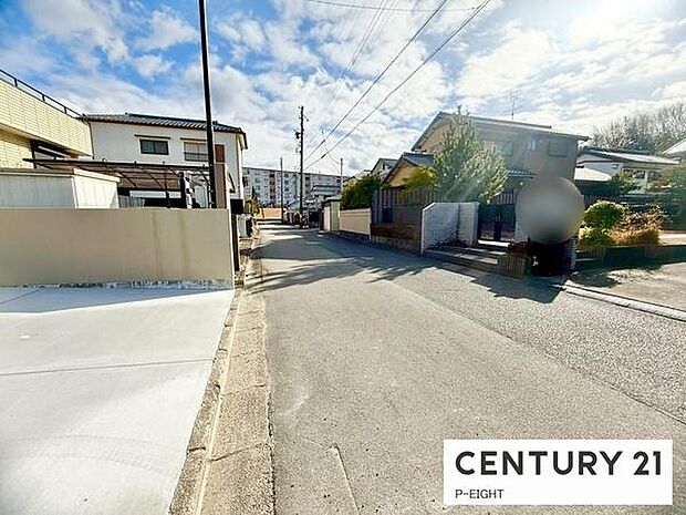 アスファルト舗装の道路です!