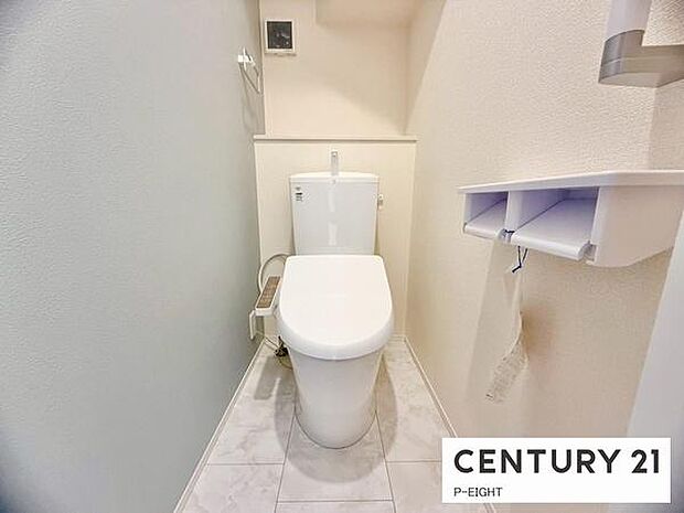 ウォシュレット付きの暖房便座で快適です！