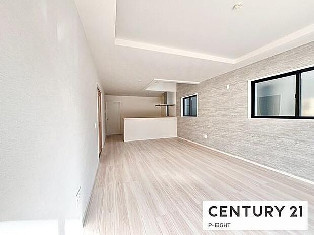 家族の笑い声が聞こえてきそうな、暖かい空間になっています。