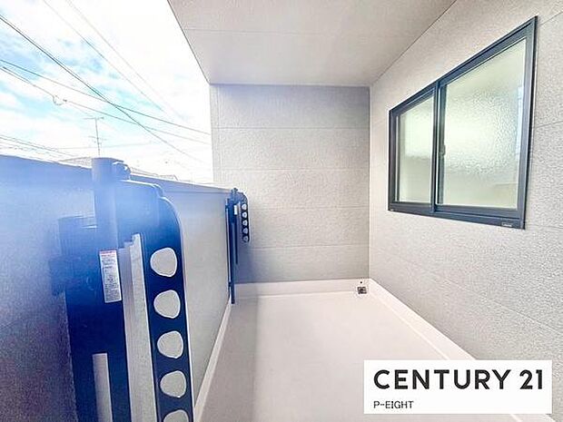 洗濯物は日当たりの良いバルコニーへ！