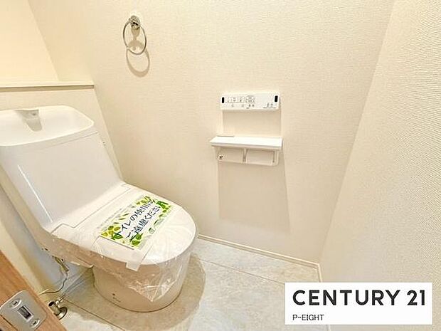 ウォシュレット付きの暖房便座で快適です！