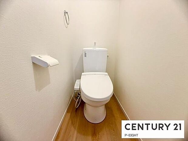 ウォシュレット付きの暖房便座で快適です！