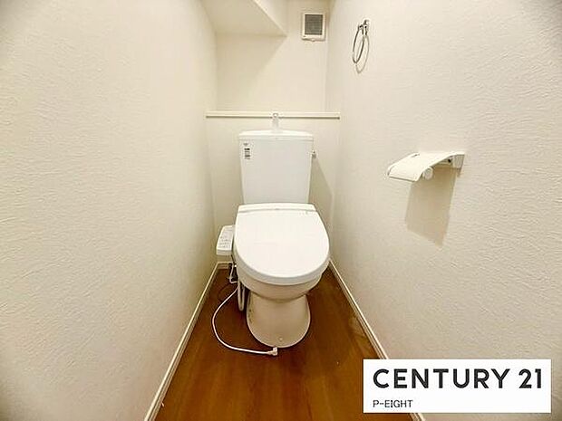 ウォシュレット付きの暖房便座で快適です！