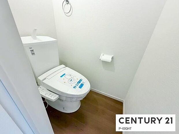 ウォシュレット付きの暖房便座で快適です！