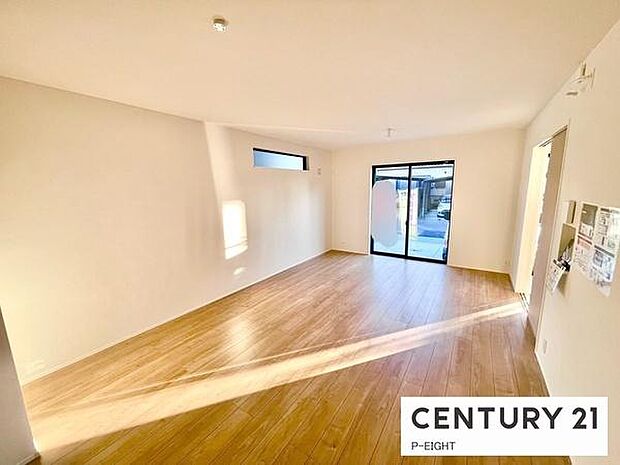 家族の笑い声が聞こえてきそうな、暖かい空間になっています。