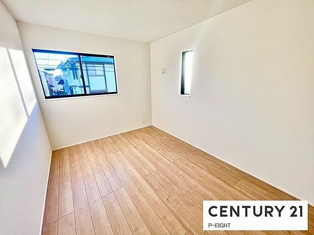 白を基調とした明るい部屋です!