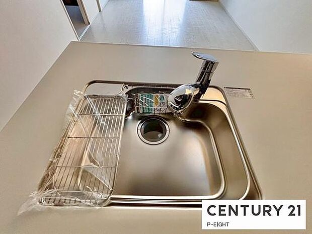 浄水器内蔵型のため、キッチン回りもスリムな印象です!