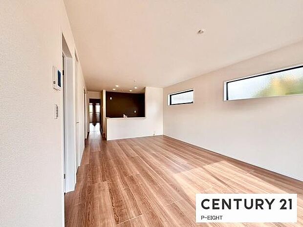 家族の笑い声が聞こえてきそうな、暖かい空間になっています。