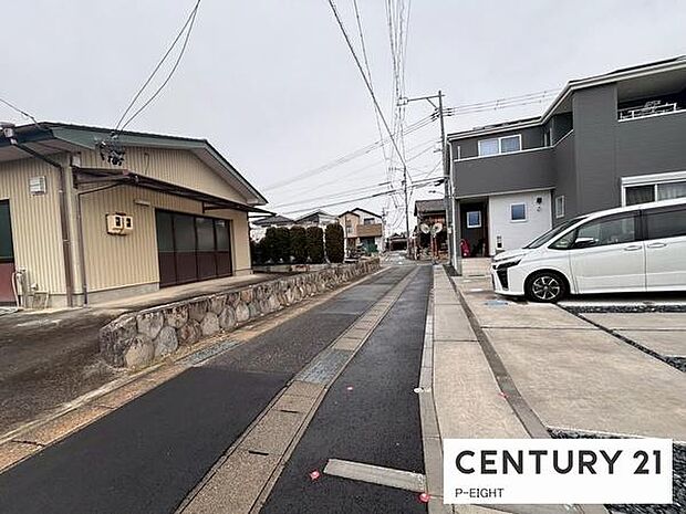 交通量の少ない道路です！