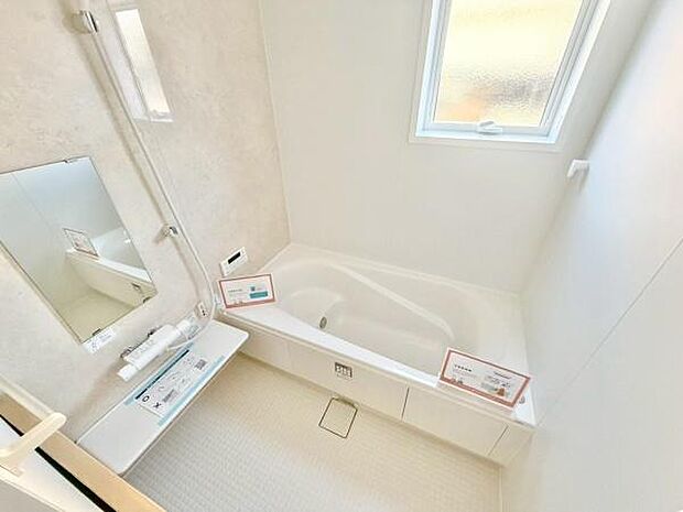 一坪サイズのお風呂で毎日の疲れを癒してください。