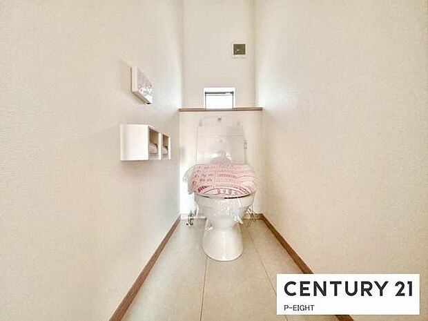 ウォシュレット付きの暖房便座で快適です！