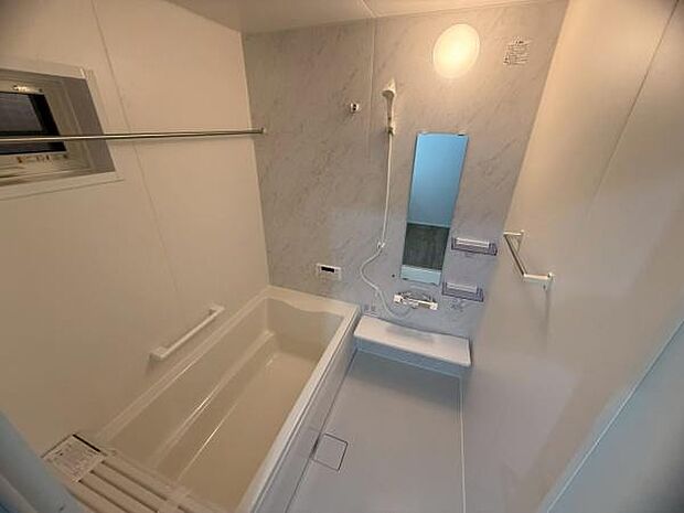 お風呂で毎日の疲れを癒してください。