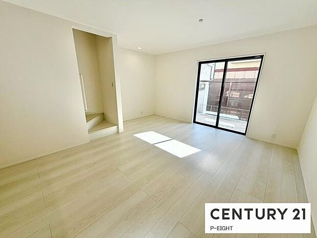 家族の笑い声が聞こえてきそうな、暖かい空間になっています。