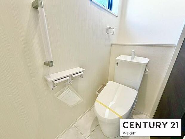 ウォシュレット付きの暖房便座で快適です！