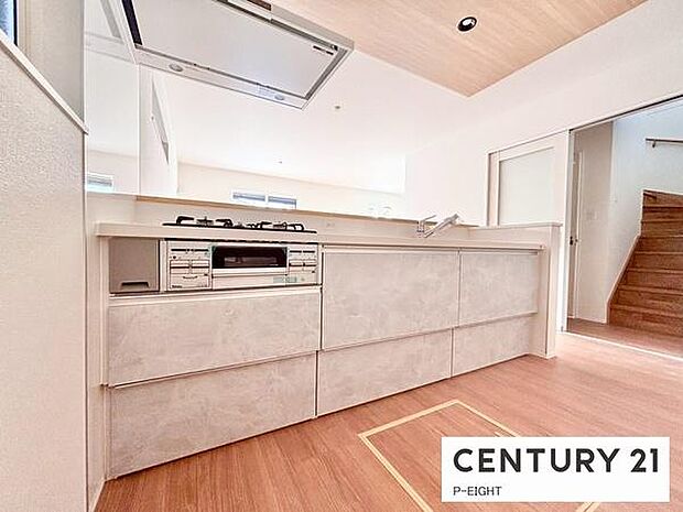 料理をしながらリビングを見渡せるつくりで、料理中も家族との会話がはずみます。