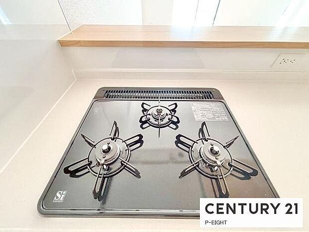 三口コンロで料理もはかどりますね！グリルもあります！