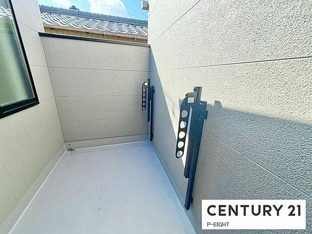 洗濯物は日当たりの良いバルコニーへ！