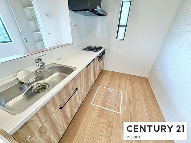 料理をしながらリビングを見渡せるつくりで、料理中も家族との会話がはずみます。