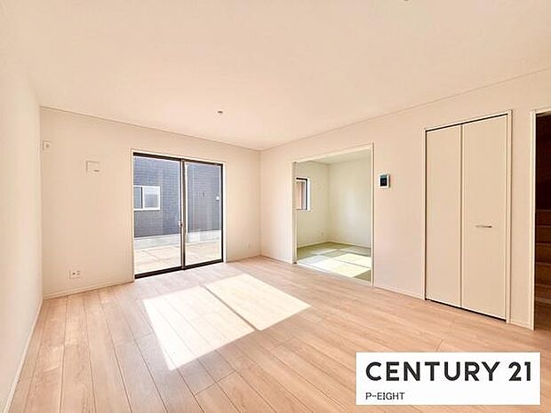 家族の笑い声が聞こえてきそうな、暖かい空間になっています。