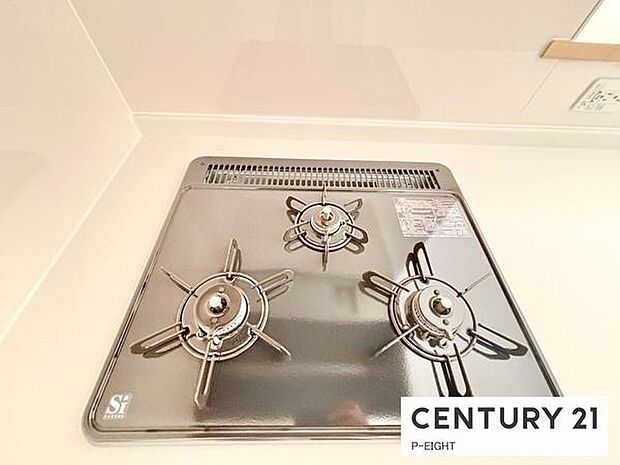 三口コンロで料理もはかどりますね!グリルもあります!