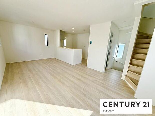 家族の笑い声が聞こえてきそうな、暖かい空間になっています。