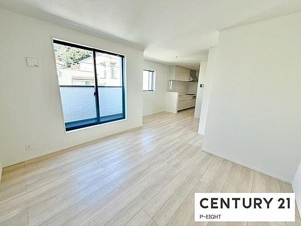 家族の笑い声が聞こえてきそうな、暖かい空間になっています。