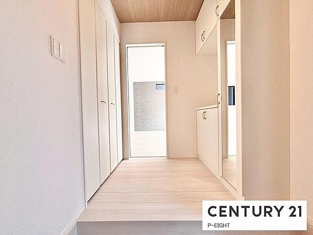 穏やかな色合いで来客をなごませてくれます!