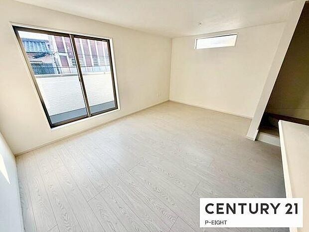 家族の笑い声が聞こえてきそうな、暖かい空間になっています。