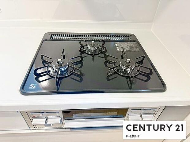 三口コンロで料理もはかどりますね!グリルもあります!