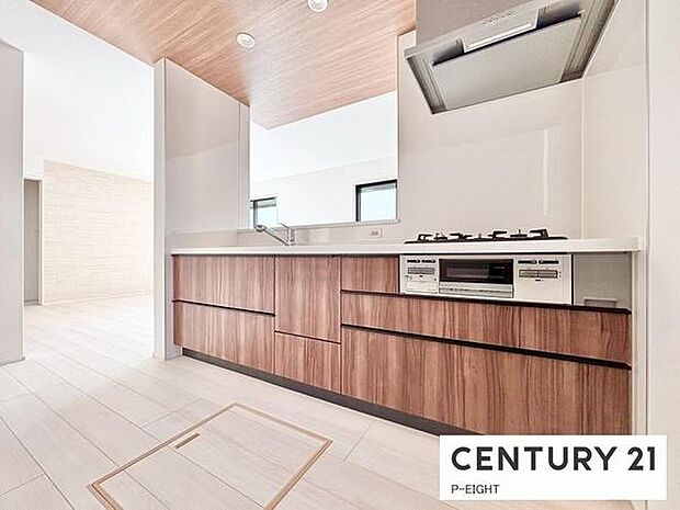 料理をしながらリビングを見渡せるつくりで、料理中も家族との会話がはずみます。