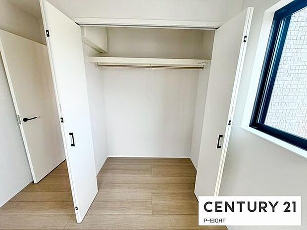 広めの収納スペースあり!