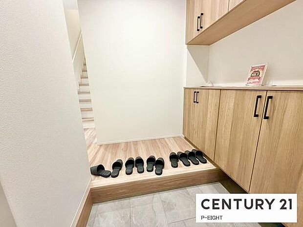 穏やかな色合いで来客をなごませてくれます!