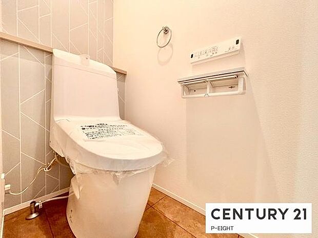 ウォシュレット付きの暖房便座で快適です!