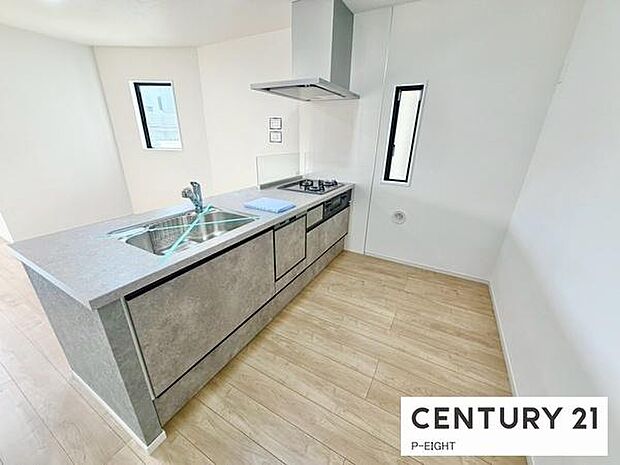 料理をしながらリビングを見渡せるつくりで、料理中も家族との会話がはずみます。