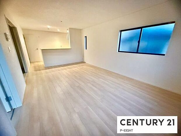 家族の笑い声が聞こえてきそうな、暖かい空間になっています。