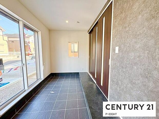 広さにゆとりを持たせることによりアウトドア用品の室内収納等が可能!