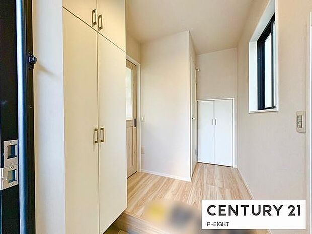 穏やかな色合いで来客をなごませてくれます!