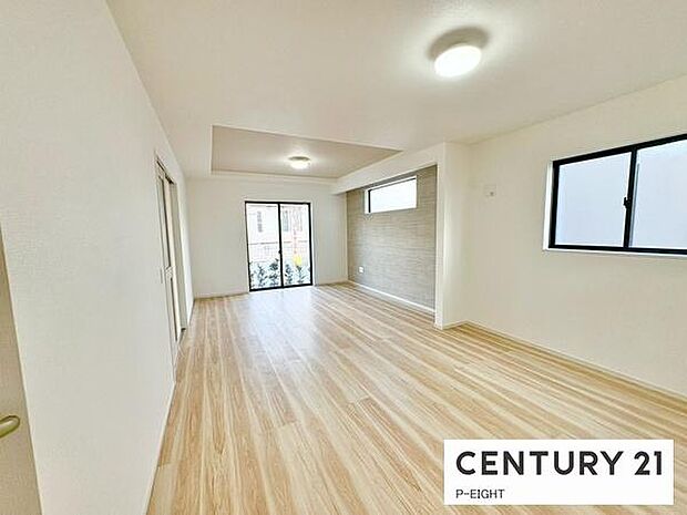 家族の笑い声が聞こえてきそうな、暖かい空間になっています。